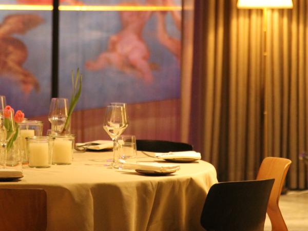 Chocolate Nation diner